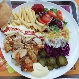XXL Shaorma pui la farfurie + lipie la vatra