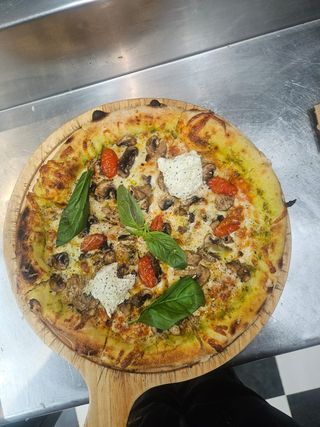 Pizza Pesto