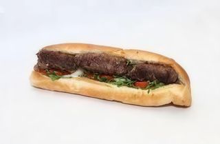 Sandwich Pain Beldi Viande Hachée Avec Boisson