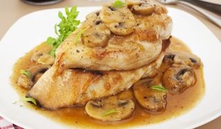 Пилешки каренца с гъби (400г)