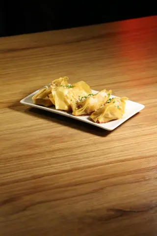 Gyozas de pollo y langostino
