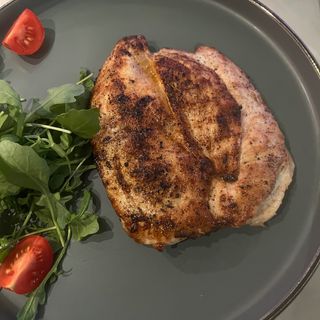 piept de pui la gratar