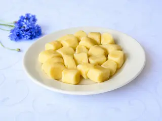 Kopytka z masłem