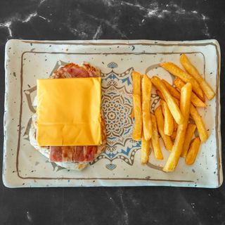 Pechuga De Pollo A La Parrilla Con Salsa BBQ