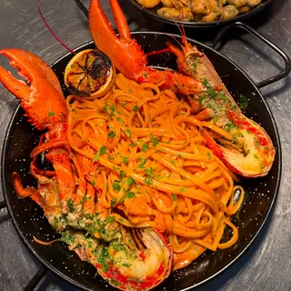 HOMAR CU LINGUINE SI CREVETI | 650GR / 1038KCAL | 