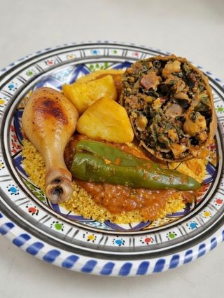 couscous avec djej et  osben