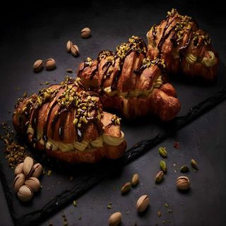 Croissant cu fistic