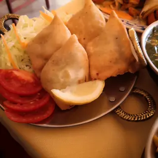 Vegetable samosa