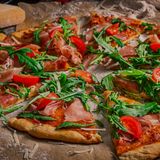 Пица Прошуто 930гр.