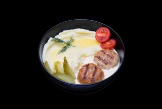 Картопля пюре з курячими биточками 5.1