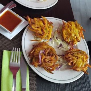 Onion bhaji