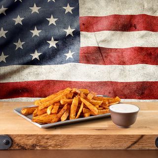 Двойно изпържен холандски картоф с ранч сос 150г