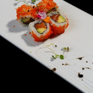 California salmón roll (8 pzas.)