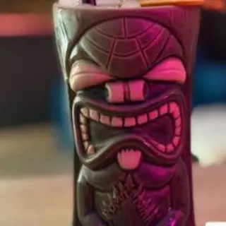 Cóctel Tiki Ku