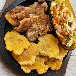 Ternera a la plancha con patacon