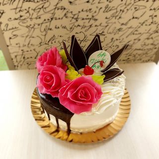 Tort cu ciocolata si frisca