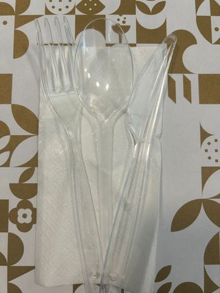 Tris di posate monouso