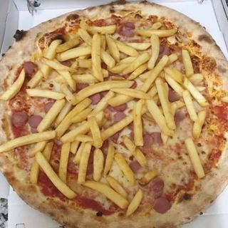 Pizza fritte & würstel