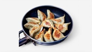 Kineske pržene knedle (6 komada)