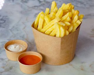 Batata Frita com Molho Maionese