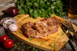 Ceafa de porc romaneasca