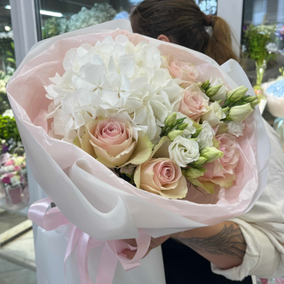 Букет квітів "Бриз"