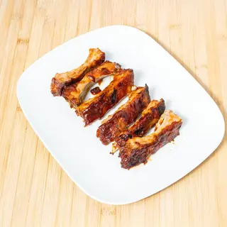 Media Ración De Costillas De Cerdo