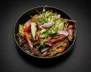 Салат з сезонних овочів (250 г.)
