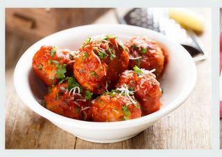 Albóndigas En Salsa De Tomate (Ración)