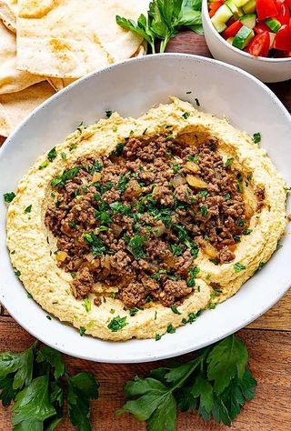 Humus cu shaorma