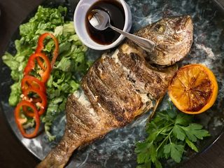 დორადო გრილზე