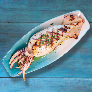 CALAMAR UMPLUT CU BRANZA FETA