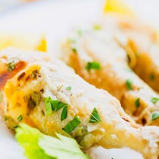 624. Pollo Frito Con Salsa Yogurt 