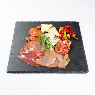 Domaći hladni pladanj