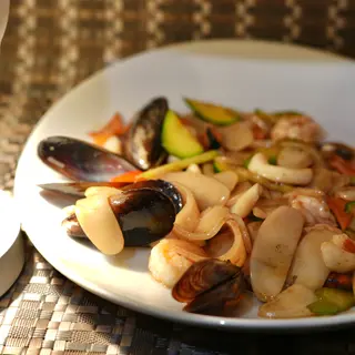 Gnocchi di riso con misto di mare