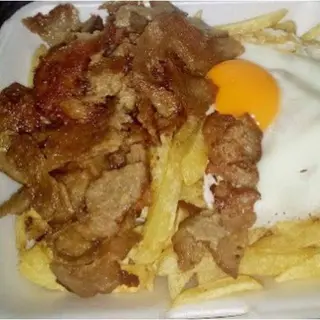 Combinado Patatas, Huevo y Lomo