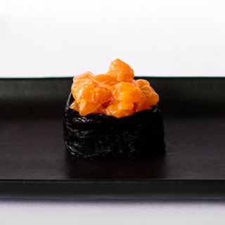 Gunkan Spicy salmon