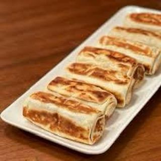 Mas roti - tortilla con carne