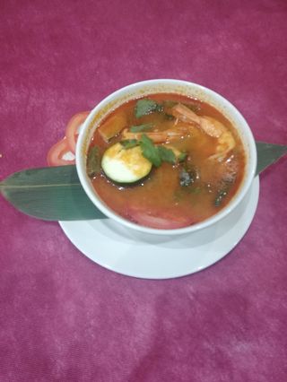 Tom Yum con Langostinos