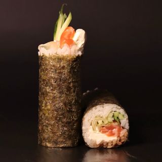 Хенд рол з лососем (275г) 