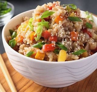 рис з куркою у вершковому соусі