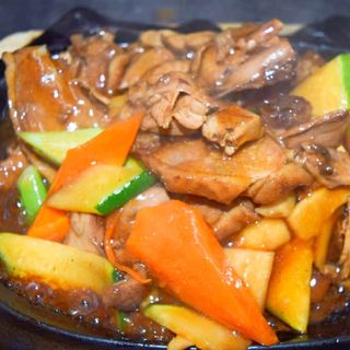 175.Anatra verdure miste 什锦蔬菜炒鸭