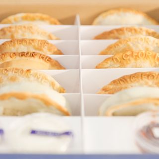 Empanadas Clásicas (12 Uds.)