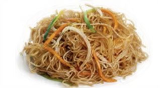 182. Spaghetti di riso con verdure