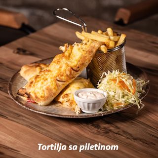 Tortilla sa piletinom 400gr