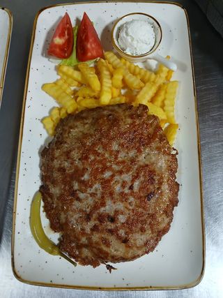 Pljeskavica porcija 450g