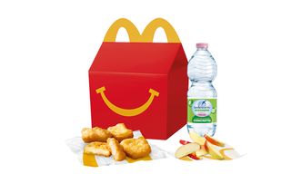 Happy Meal 4 Chicken McNuggets e Mela