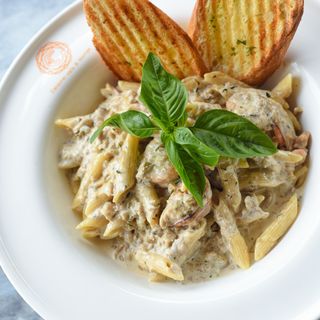 Penne Alfredo