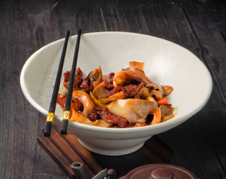 Жареная телятина с вешенками (400г)