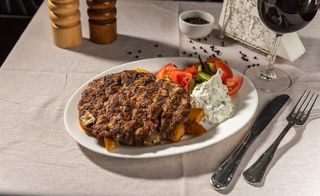 Platou pleskavita gurmandului